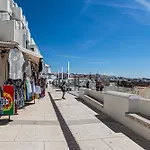 Rossio Sea View By Alzira 아파트 *