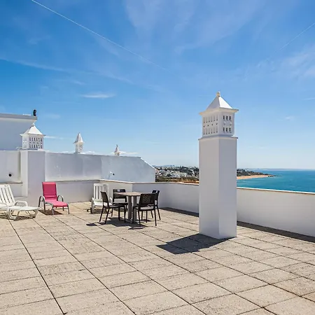 Rossio Sea View By Alzira Apartmán *