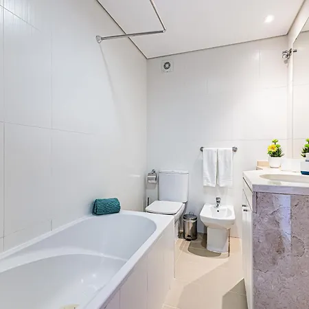 Rossio Sea View By Alzira * Albufeira