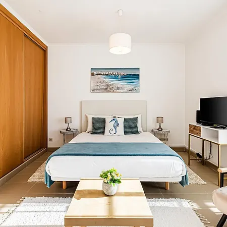 Rossio Sea View By Alzira * Albufeira